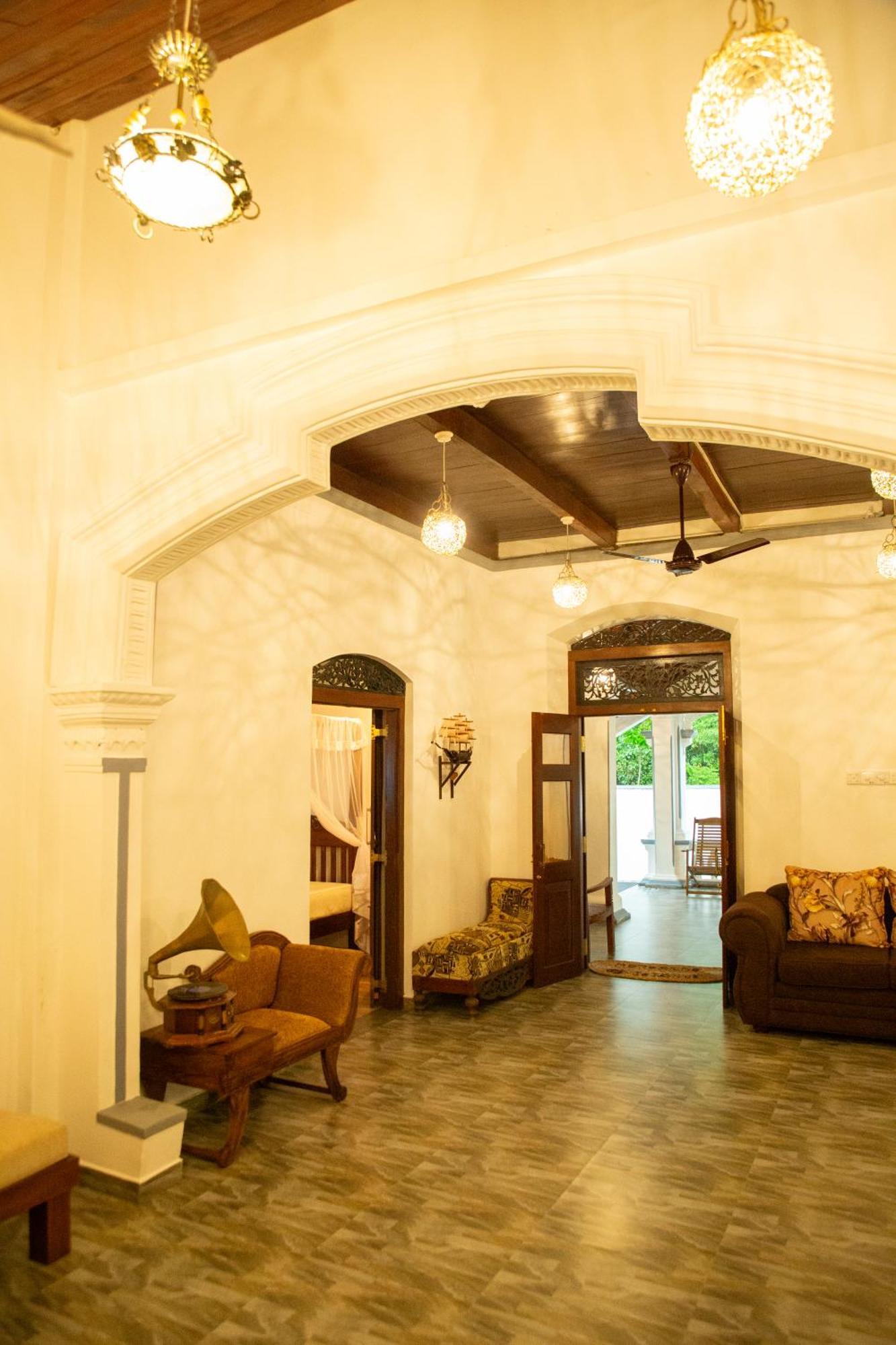 Ranagiri Relaxing Bungalow Bentota Exterior foto