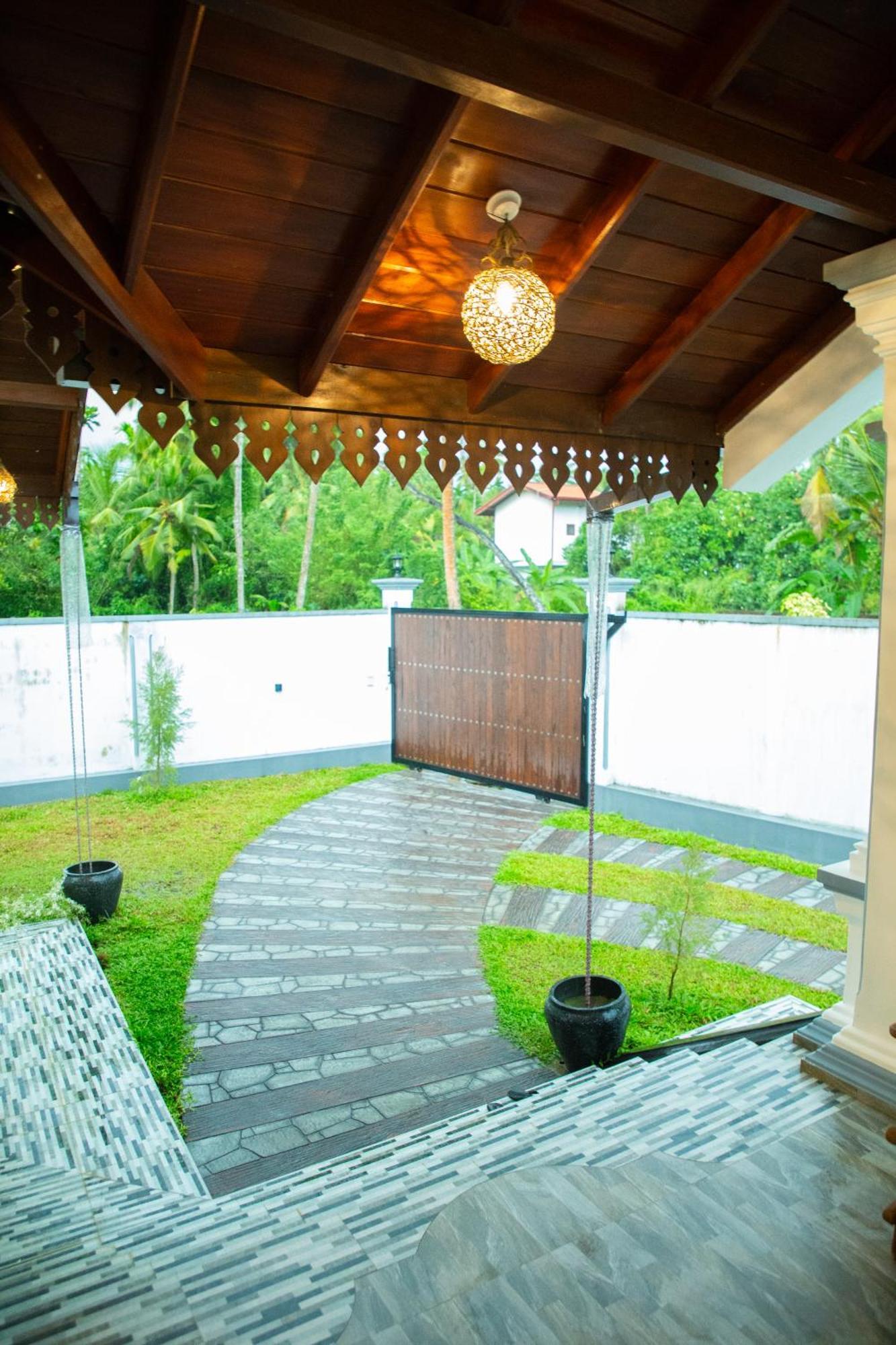 Ranagiri Relaxing Bungalow Bentota Exterior foto